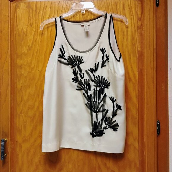 Beautiful J.Crew embroidered net 100% silk top size 6 size or a small - Picture 1 of 6